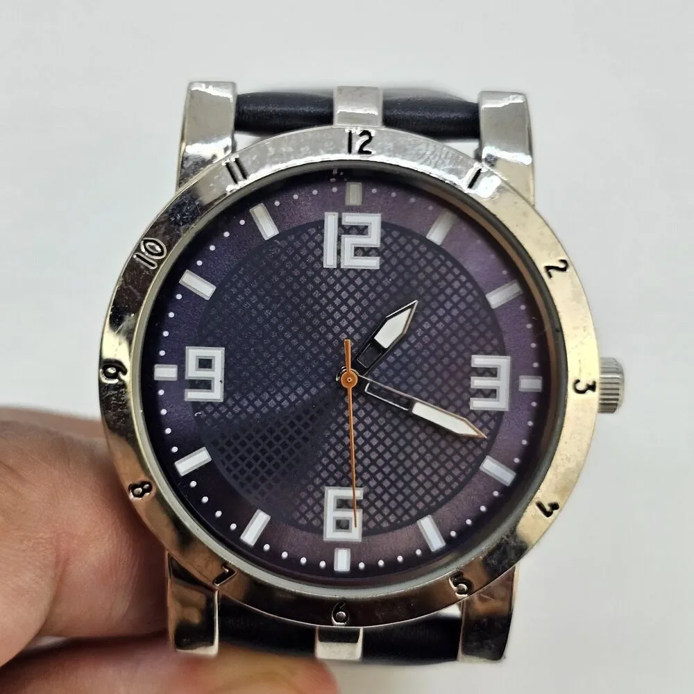 43MM Men's Watch Light Purple Dial Black Faux Leather Bands New Battery